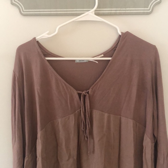 Urban top - Picture 2 of 4